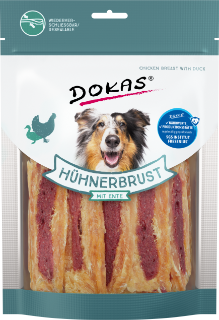 Hundeleckerli-Paket mit Hühnchen- und Entengeschmack mit einem glücklichen Hund