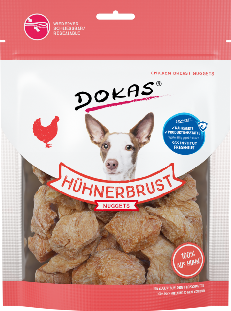 Hundeleckerlis mit der Aufschrift „Hühnerbrust Nuggets“ in wiederverschließbarer Verpackung