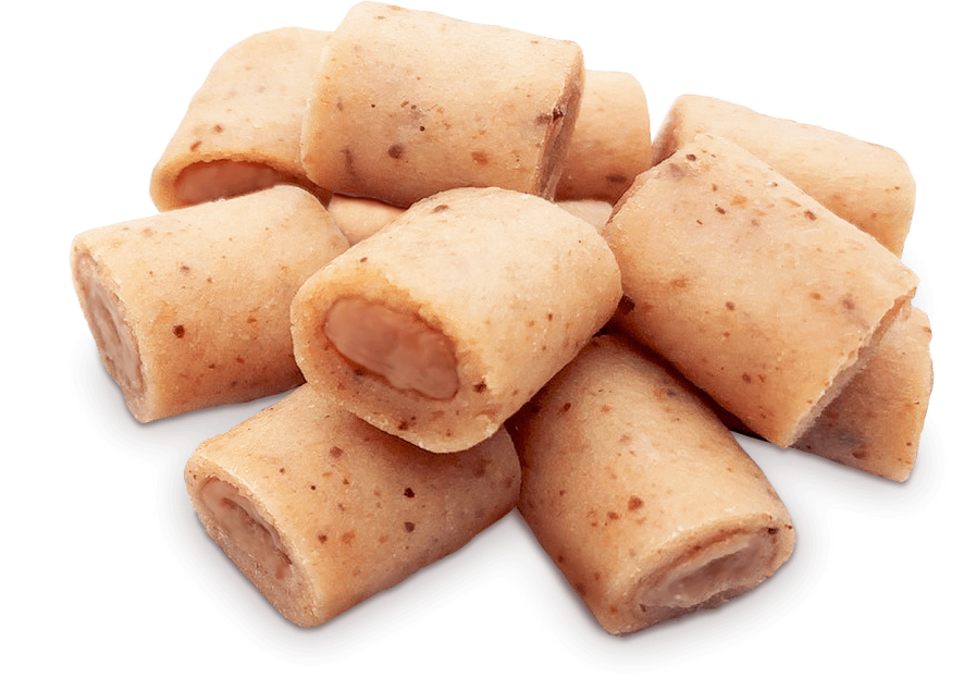 Nahaufnahme mehrerer Erdnussbutterrollen, ein süßer Leckerbissen.